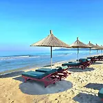 Modern Villas At Perla Resort